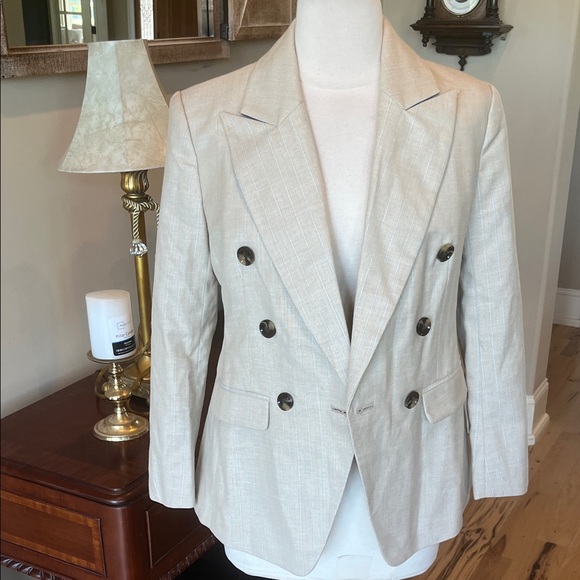 Banana Republic Jackets & Blazers - Banana Republic Blazer New Beige with Thin Silvery Blue White Stripe